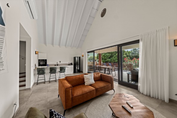 Instapklare Luxe Villa met Privézwembad in The Jazmyn –Blue Bay Resort
