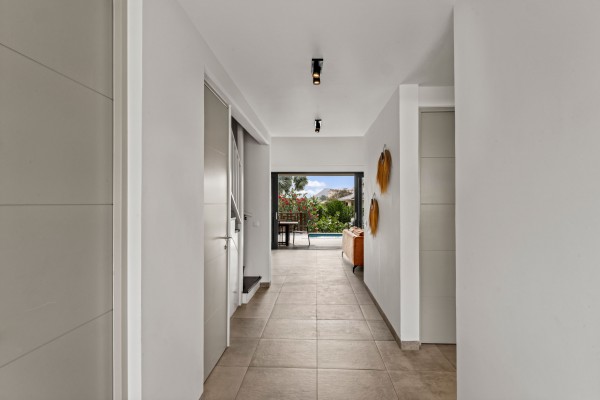 Instapklare Luxe Villa met Privézwembad in The Jazmyn –Blue Bay Resort