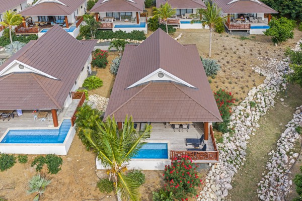 Instapklare Luxe Villa met Privézwembad in The Jazmyn –Blue Bay Resort