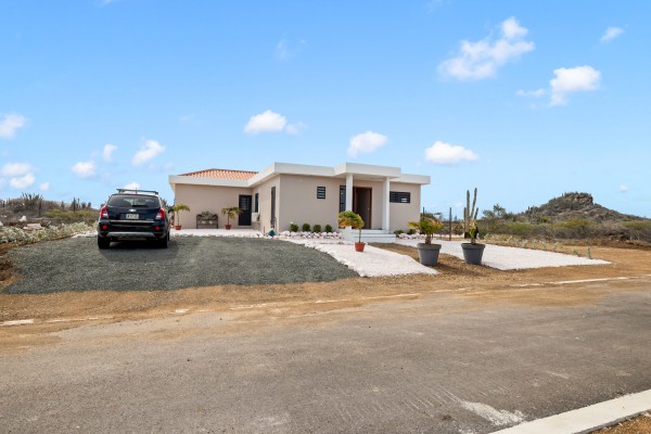 New build home at Hofi St. Joris – peace, space and nature