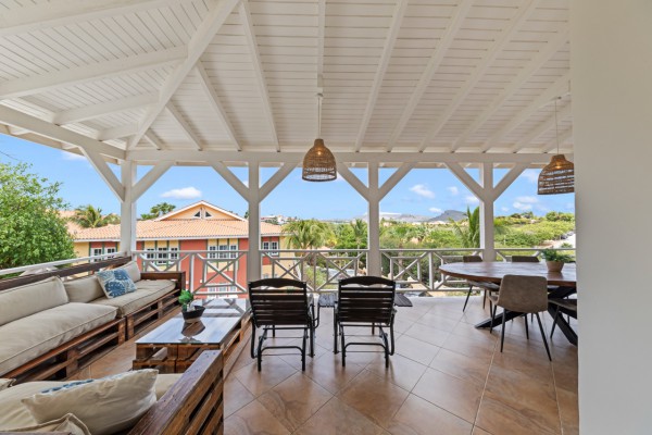 Jan Thiel Penthouse – Luxe Penthouse met Uitzicht op Spaanse Water
