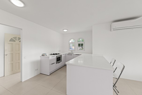 Jan Thiel - Beautiful 2 bedroom apartment with sea view and boat dock