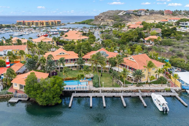 Jan Thiel - Beautiful 2 bedroom apartment with sea view and boat dock