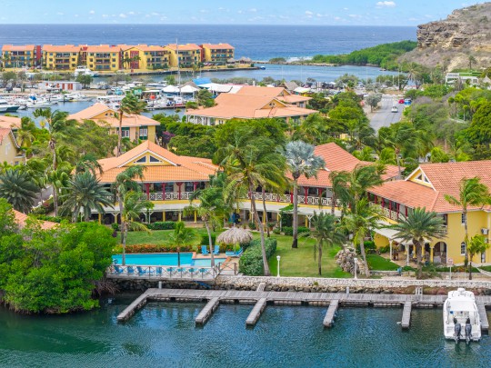 Jan Thiel - Beautiful 2 bedroom apartment with sea view and boat dock