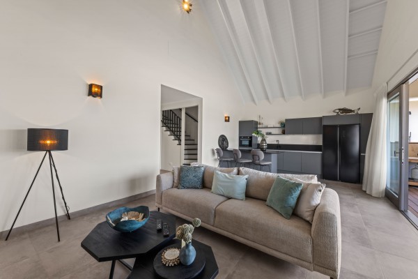 Blue Bay - Newly built 3-bedroom villa in golf resort with strong ROI