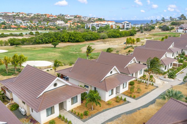 Blue Bay - Newly built 3-bedroom villa in golf resort with strong ROI