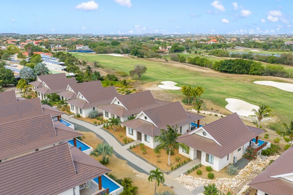 Blue Bay - Newly built 3-bedroom villa in golf resort with strong ROI