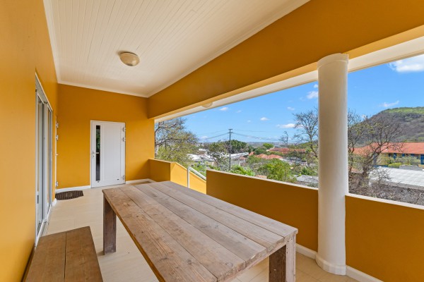Te Koop: Studentenhuis COCO – Beleggingspand met 10 units op Curaçao