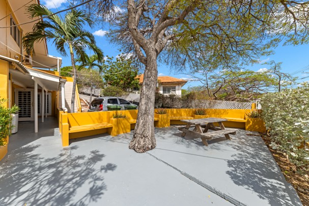 Te Koop: Studentenhuis COCO &ndash; Beleggingspand met 10 units op Cura&ccedil;ao