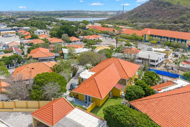 Te Koop: Studentenhuis COCO &ndash; Beleggingspand met 10 units op Cura&ccedil;ao