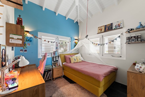 Blue Bay BB-08 - Ocean View Villa with Year-Round Sunset Views