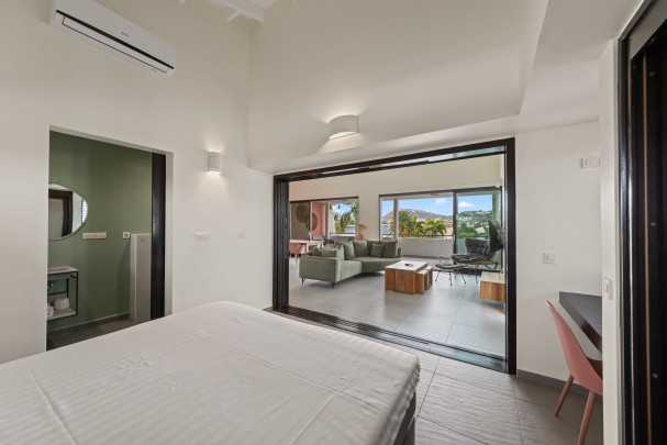 Blue Bay Resort - Indigo Garden &ndash; Modern appartement met zwembad