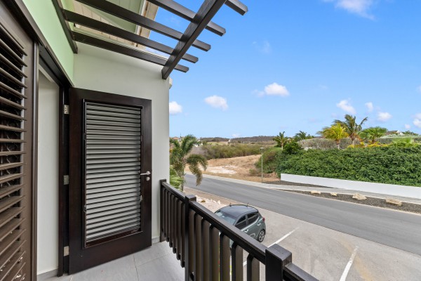Blue Bay Indigo Garden – Modern Apartment with pool, vacation rentals
