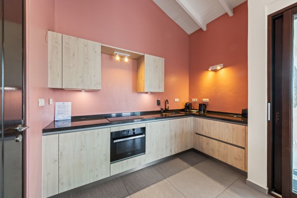 Blue Bay Indigo Garden – Modern Apartment with pool, vacation rentals