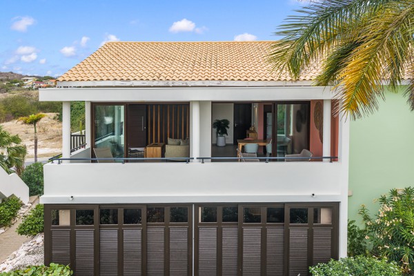 Blue Bay Indigo Garden – Modern Apartment with pool, vacation rentals