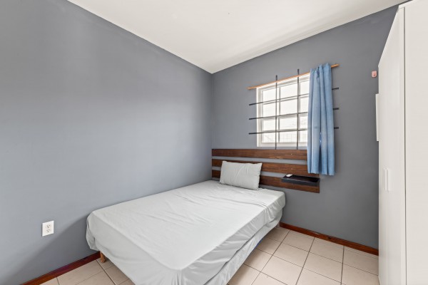 Investment Property with 4 Apartments – Oude Caracasbaaiweg