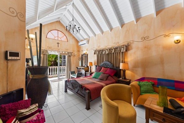 Stately villa with island views, guest accommodation & tropical garden