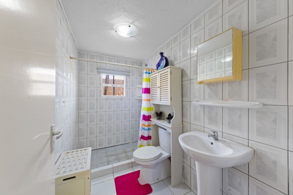 Stately villa with island views, guest accommodation & tropical garden