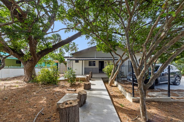 Cas Coraweg 131 – Spacious Lot with Great Potential in Prime Location