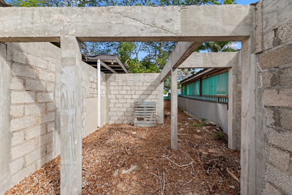 Cas Coraweg 131 – Spacious Lot with Great Potential in Prime Location