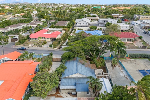 Cas Coraweg 131 – Spacious Lot with Great Potential in Prime Location