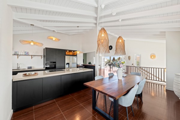 Exclusive Investment Opportunity with Ocean Views in Vista Royal