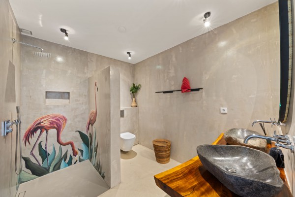 Exclusive Investment Opportunity with Ocean Views in Vista Royal