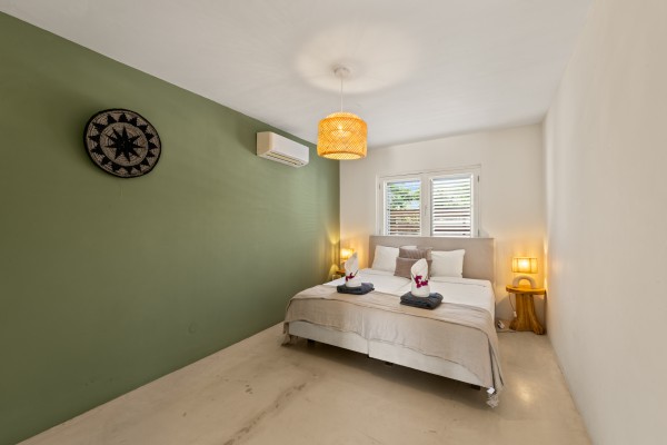 Exclusive Investment Opportunity with Ocean Views in Vista Royal