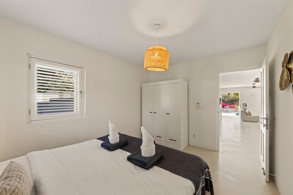 Exclusive Investment Opportunity with Ocean Views in Vista Royal
