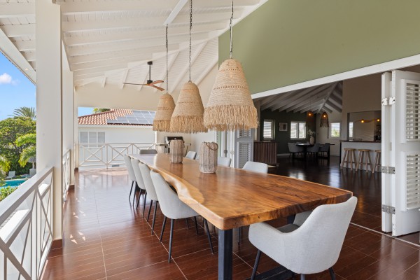 Exclusive Investment Opportunity with Ocean Views in Vista Royal