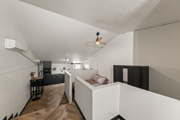 Investment property with 12 renovated apartments in Otrobanda