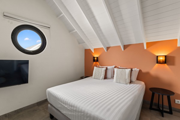 4-Bedroom Villa with Private Pool & Strong ROI in Blue Bay