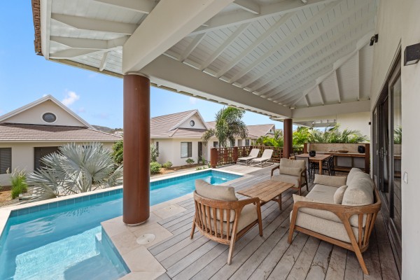 4-Bedroom Villa with Private Pool & Strong ROI in Blue Bay