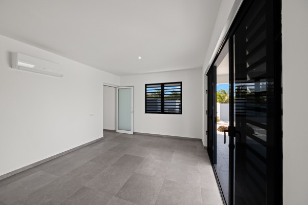 Newly built villa with amazing 360° view and pool – Jan Thiel Oost