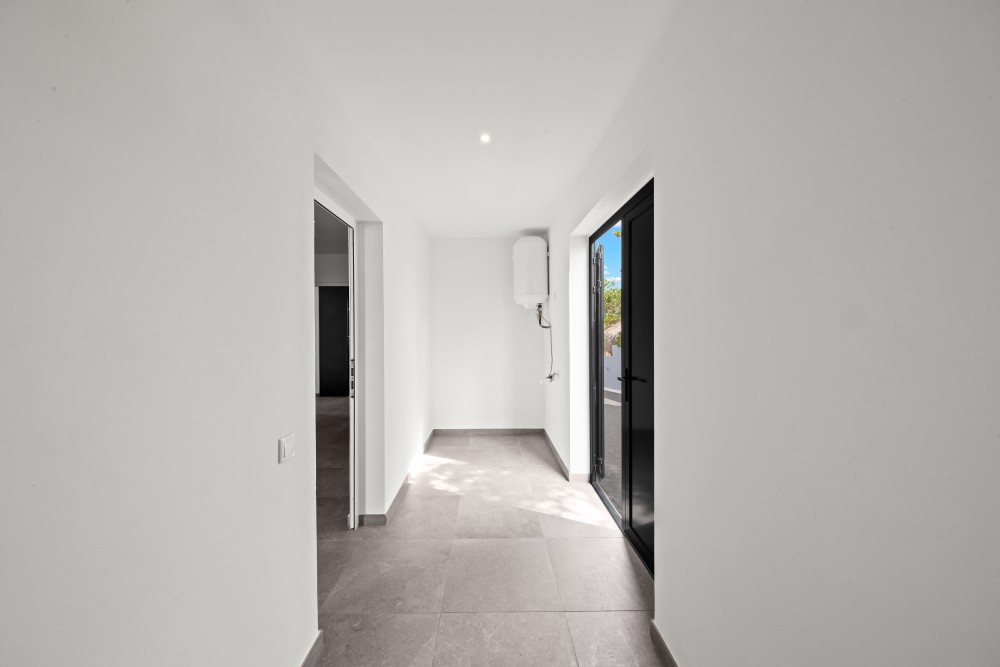 Newly Built Villa with 360° Views and Pool – Jan Thiel Oost photo 35