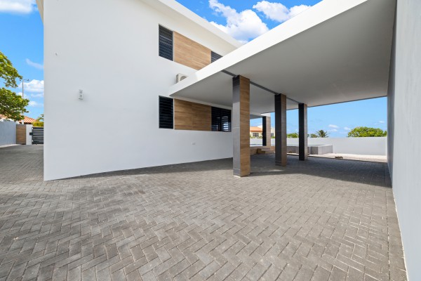 Newly built villa with amazing 360° view and pool – Jan Thiel Oost