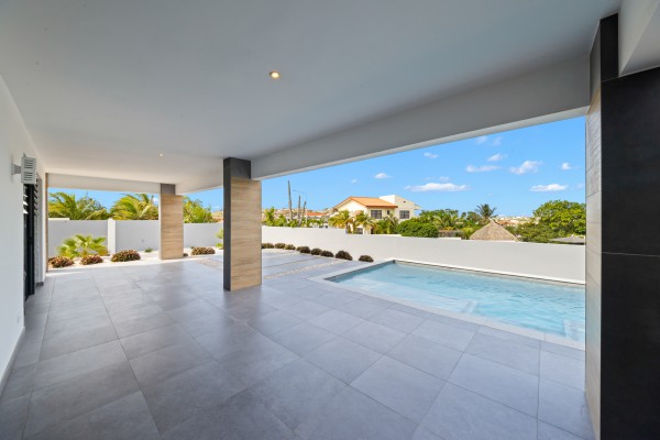 Newly built villa with amazing 360° view and pool – Jan Thiel Oost