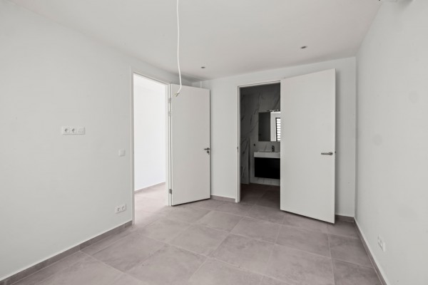 Modern Unfurnished Apartment in The Breeze - Blue Bay