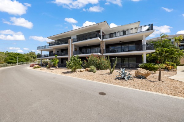 Modern Unfurnished Apartment in The Breeze - Blue Bay