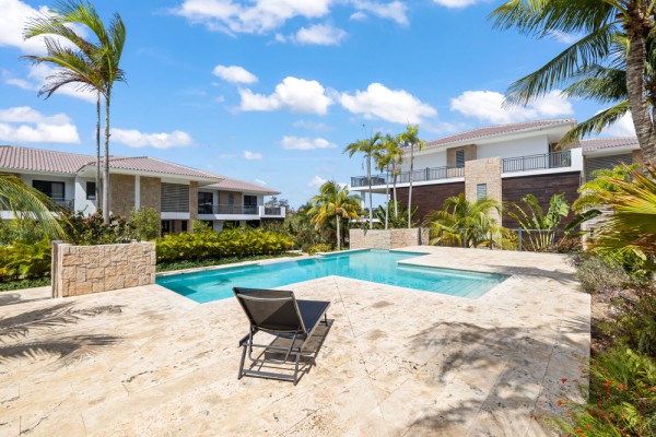 Modern Unfurnished Apartment in The Breeze - Blue Bay