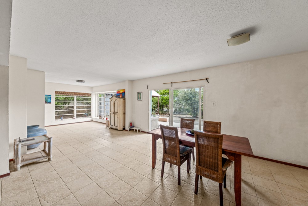 Detached House on a Spacious Lot on Caracasbaaiweg photo 13