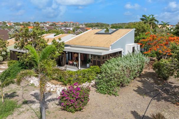 Detached 2-Bedroom Villa in Indigo Garden – Blue Bay Resort