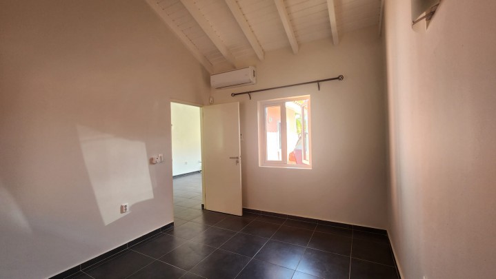 Moderne gezinswoning met zwembad in Tiffany Residence Curaçao