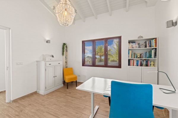 Luxury Blue Bay villa with sea view, pool & guest apartment