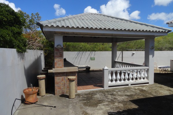 Lagun semi-detached homes with private path to Playa Jeremi