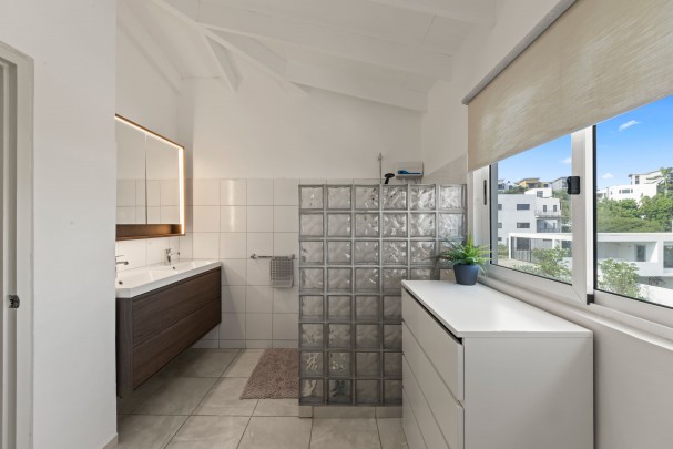 Seru Bottelier – Luxury Villa with Pool and Panoramic Salt Flats Views