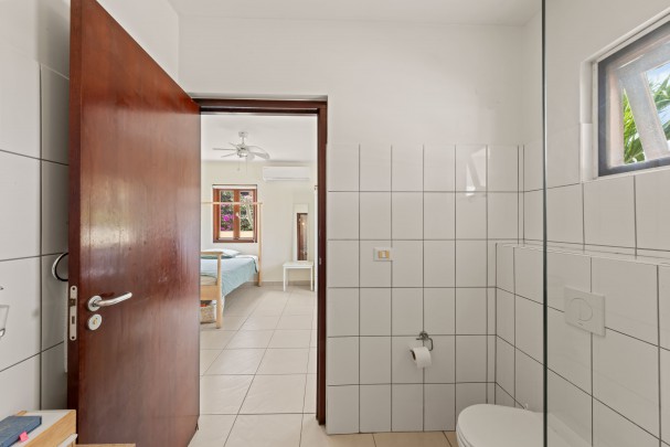 Blue Bay L-section &ndash; three-bedroom villa with a lovely outdoor space