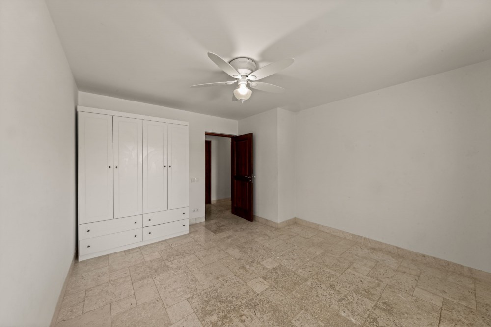 Blue Bay BD61 - Spacious Villa with Guest Apartment photo 19
