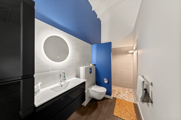 Blue Bay – Exclusive villa met adembenemend uitzicht  