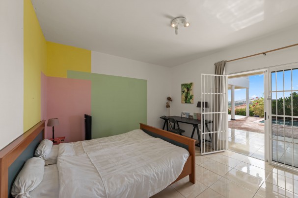 Seru Bottelier – Luxury Villa with Pool and Panoramic Salt Flats Views